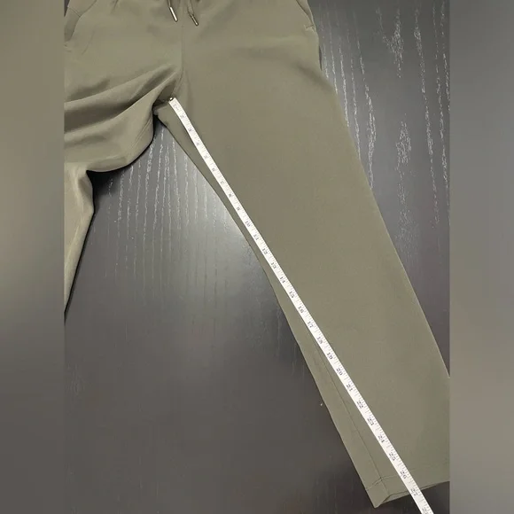 Lululemon On the Fly High Rise Pant - Picture 6 of 10